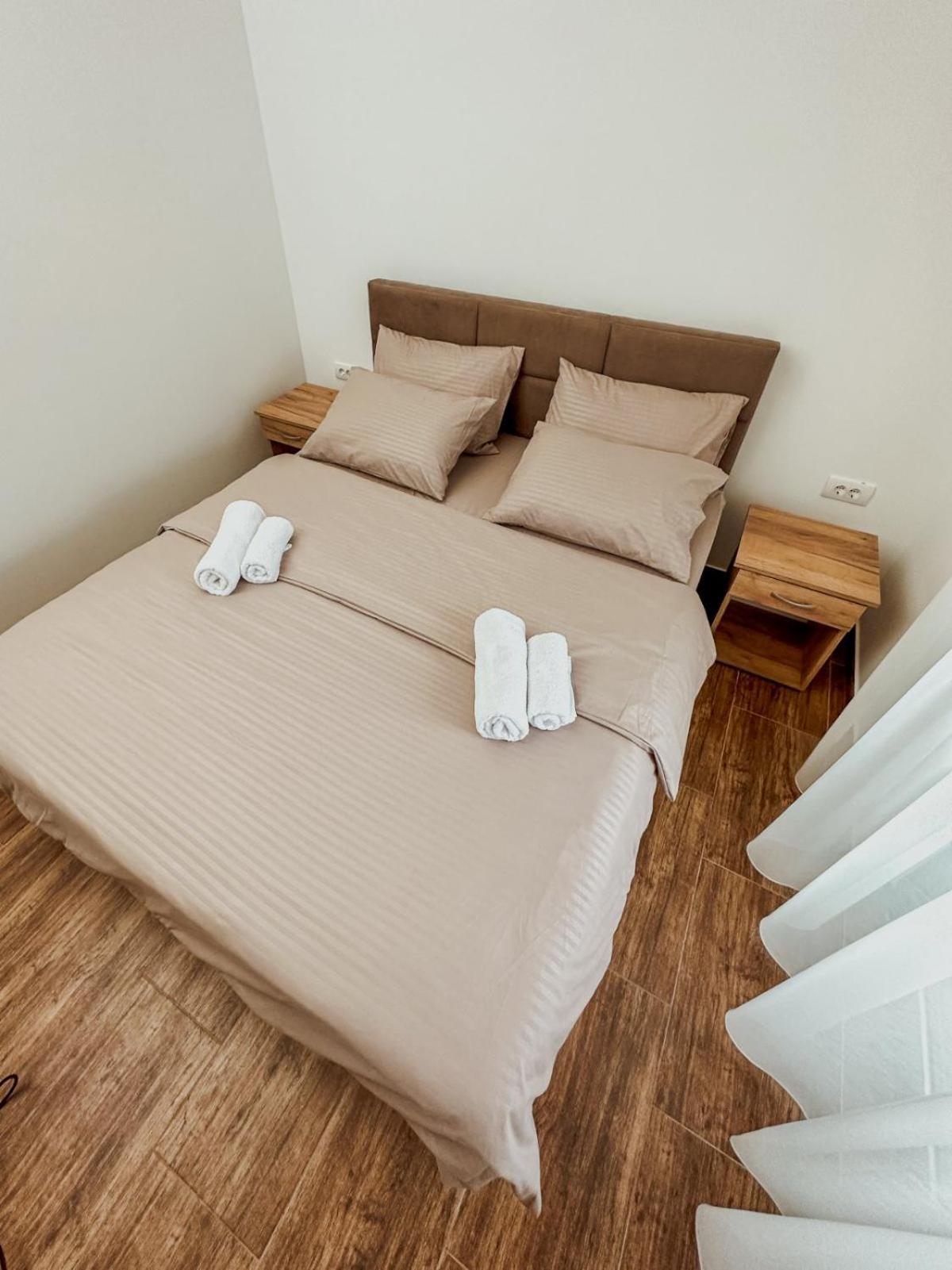זרנג'נין Kiko Apartmani Lux מראה חיצוני תמונה